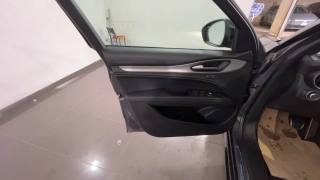 ALFA ROMEO Stelvio usata, con Chiusura centralizzata