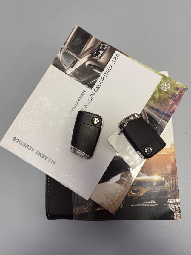 VOLKSWAGEN T-Roc usata, con Bracciolo