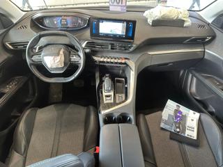 PEUGEOT 5008 usata, con Park Distance Control