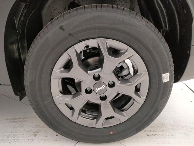 JEEP Avenger usata, con Leve al volante