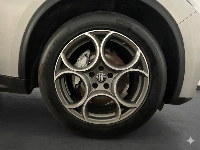 ALFA ROMEO Stelvio usata, con Boardcomputer