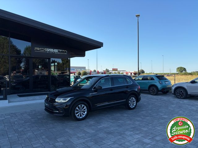 VOLKSWAGEN Tiguan usata, con Airbag