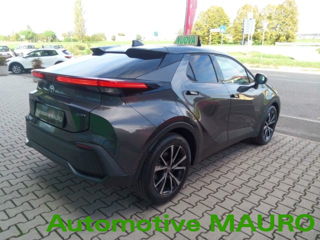 TOYOTA C-HR usata, con Autoradio