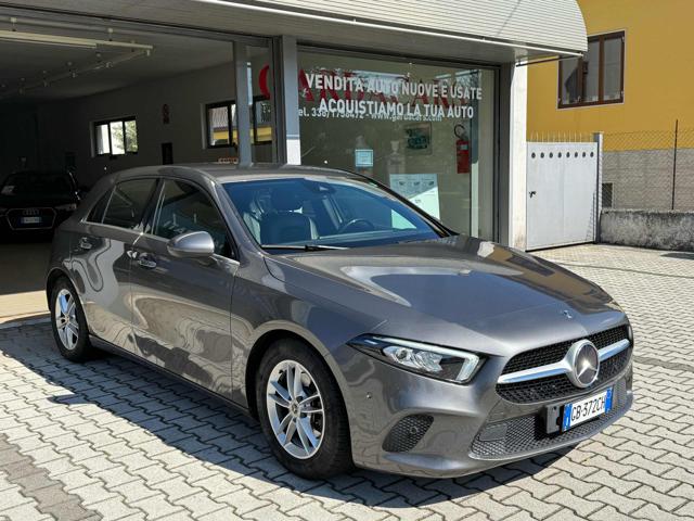 MERCEDES-BENZ A 180 usata, con Cerchi in lega