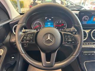 MERCEDES-BENZ C 220 usata, con Controllo trazione