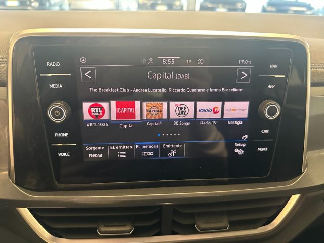 VOLKSWAGEN T-Roc usata, con Volante in pelle