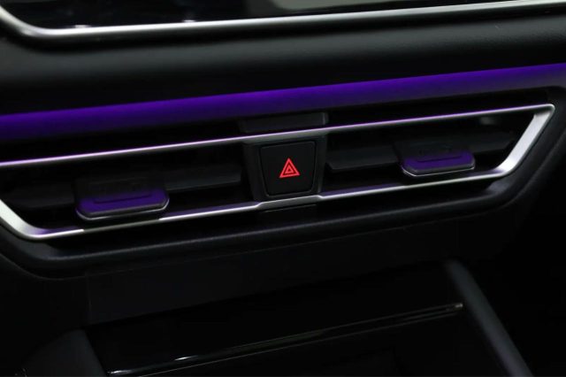 VOLKSWAGEN Tiguan usata, con Servosterzo