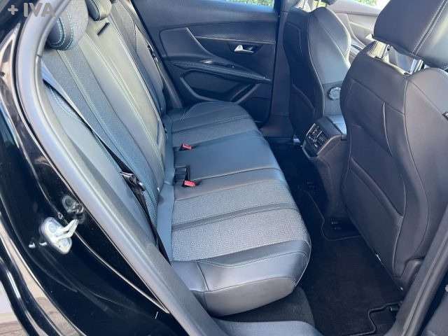 PEUGEOT 3008 usata 16