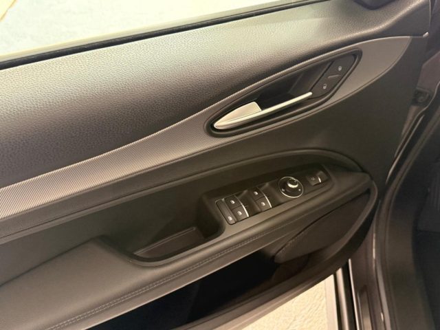 ALFA ROMEO Stelvio usata, con Climatizzatore