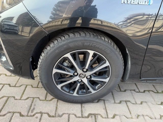 TOYOTA Yaris usata, con Controllo trazione