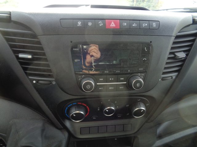 IVECO Daily usata, con Climatizzatore