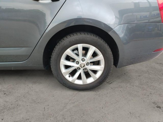 SKODA Octavia usata, con Park Distance Control
