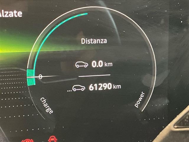 RENAULT Austral usata, con Sensori di parcheggio anteriori