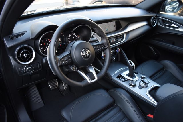 ALFA ROMEO Stelvio usata, con Alzacristalli elettrici