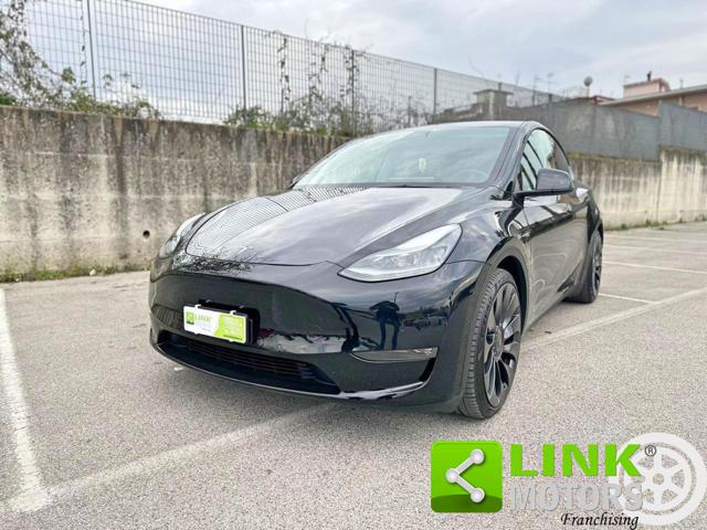 TESLA Model Y usata, con Luci diurne LED
