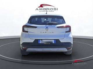 RENAULT Captur usata 7