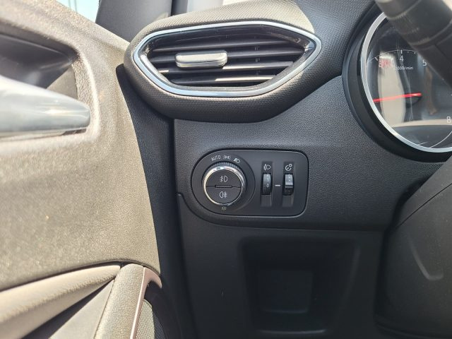 OPEL Crossland X usata, con Airbag testa