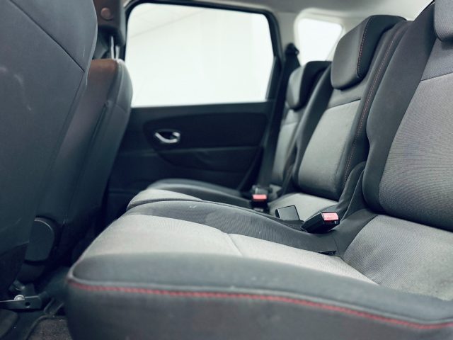 RENAULT Scenic usata, con Cronologia tagliandi