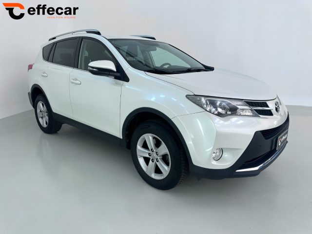 TOYOTA RAV 4 usata, con Airbag laterali