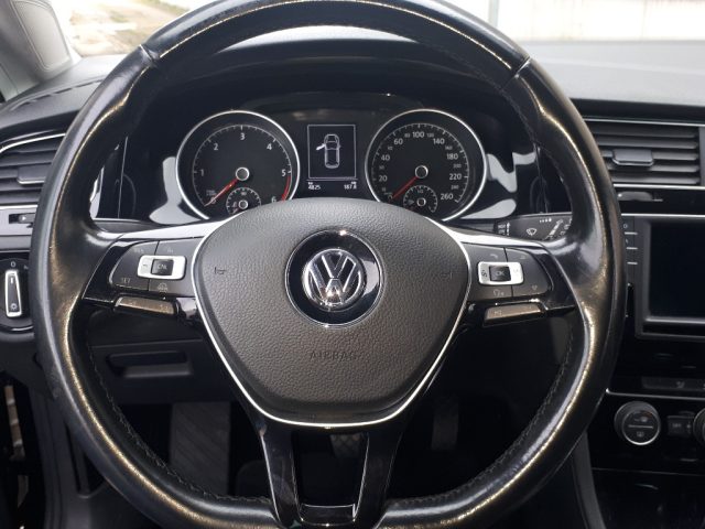 VOLKSWAGEN Golf usata, con Controllo automatico clima