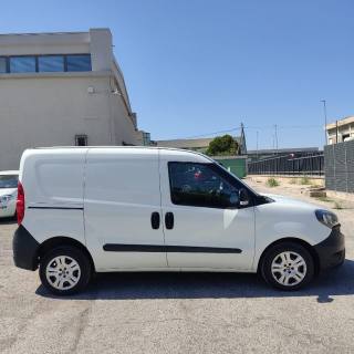 FIAT Doblo usata, con Airbag