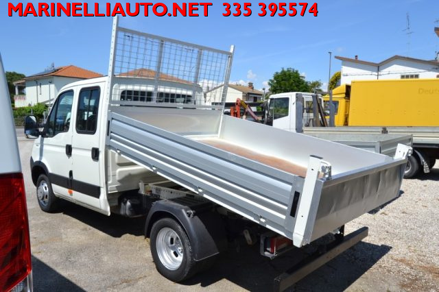 IVECO Daily usata 29