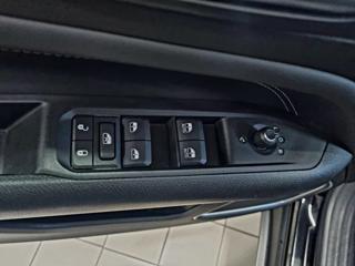 JEEP Compass usata, con Volante in pelle