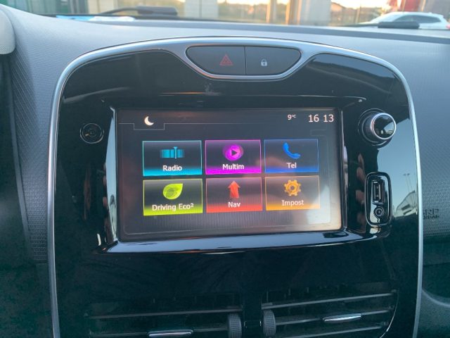 RENAULT Clio usata, con Controllo trazione
