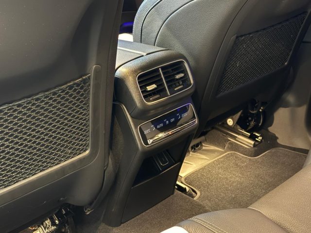 MERCEDES-BENZ GLE 400 usata, con Regolazione elettrica sedili