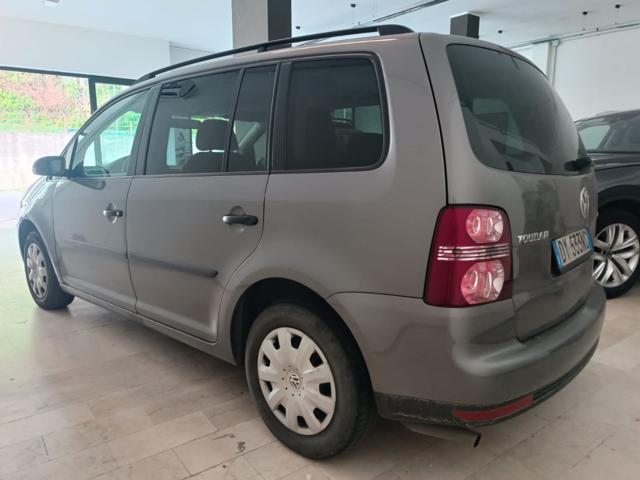 VOLKSWAGEN Touran usata, con Alzacristalli elettrici