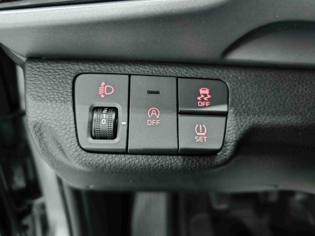 KIA Stonic usata, con Sedile posteriore sdoppiato