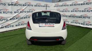 LANCIA Ypsilon usata, con ESP