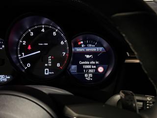 PORSCHE Macan usata, con Park Distance Control