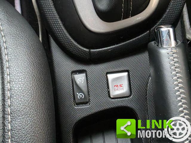RENAULT Clio usata, con Specchietti laterali elettrici
