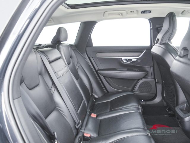 VOLVO V90 Cross Country usata 10