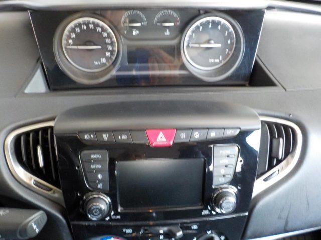 LANCIA Ypsilon usata 34