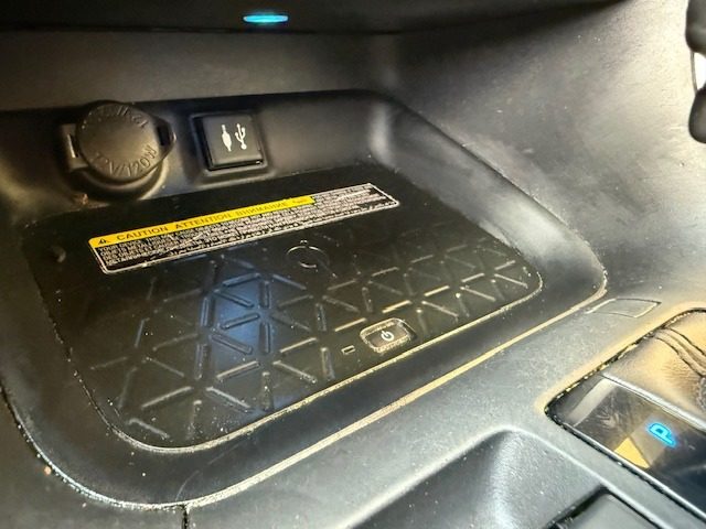 TOYOTA RAV 4 usata, con Sistema di navigazione