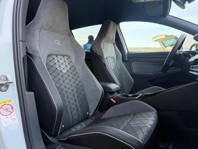 VOLKSWAGEN Golf usata, con Controllo trazione