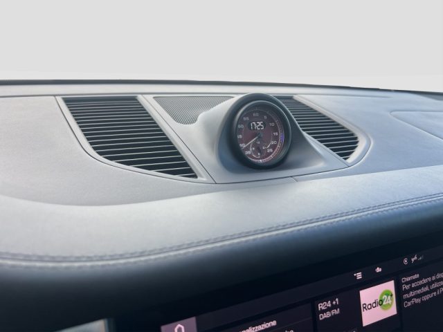 PORSCHE Macan usata 15
