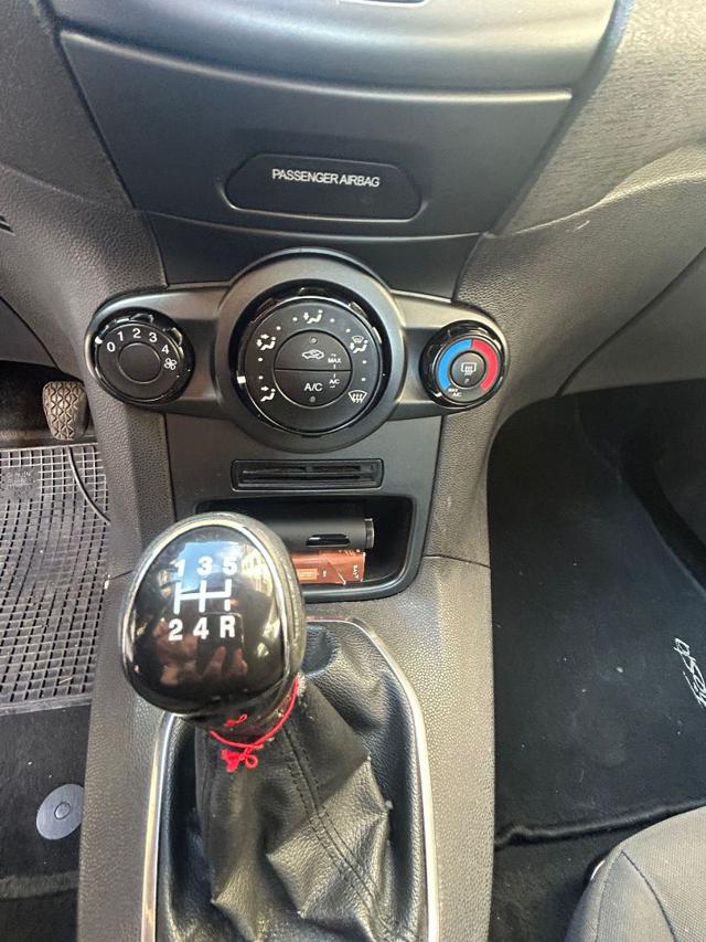 FORD Fiesta usata, con Servosterzo
