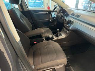VOLKSWAGEN Passat usata, con Controllo trazione