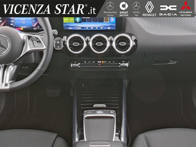 MERCEDES-BENZ GLA 180 usata, con Cerchi in lega