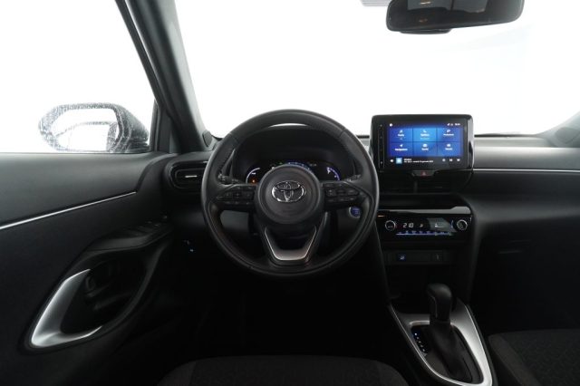 TOYOTA Yaris Cross usata 9