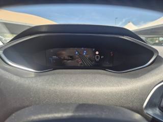 PEUGEOT 308 usata, con Touch screen