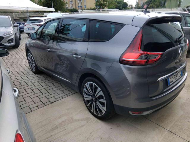 RENAULT Grand Scenic usata, con Chiusura centralizzata