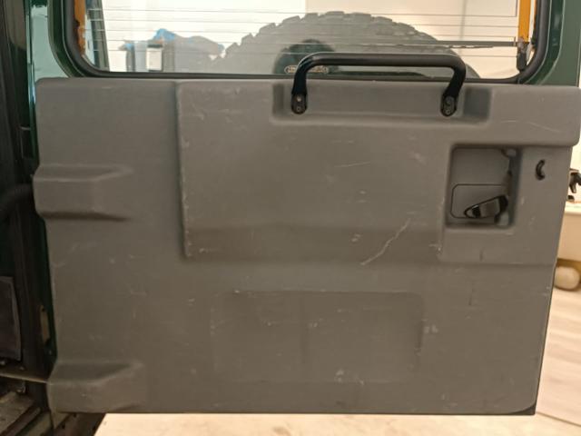 LAND ROVER Defender usata 29