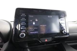 TOYOTA Yaris usata 12