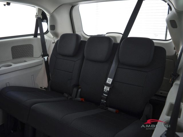 CHRYSLER Grand Voyager usata 10