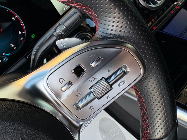MERCEDES-BENZ GLA 180 usata, con Vetri oscurati