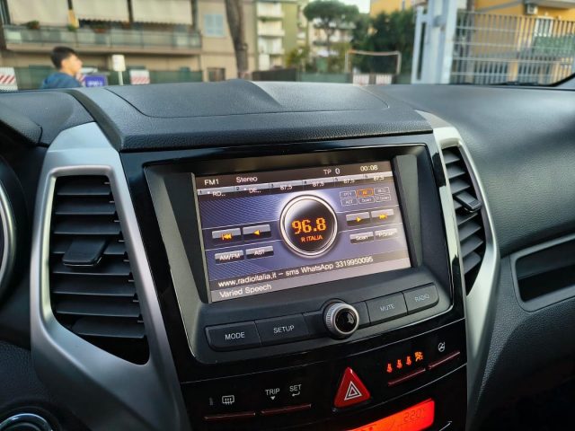 SSANGYONG Tivoli usata, con Chiusura centralizzata